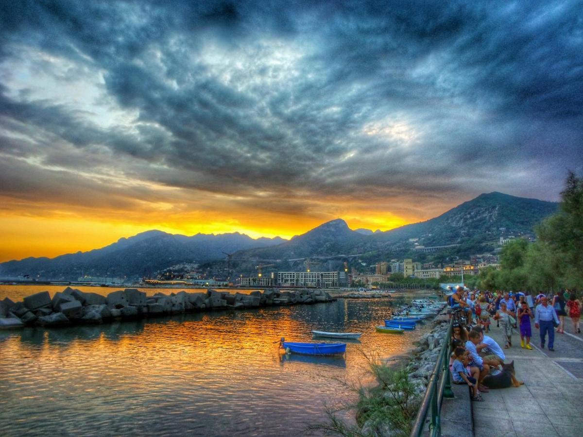 Salerno Mare E Luci Deluxe Daire Dış mekan fotoğraf